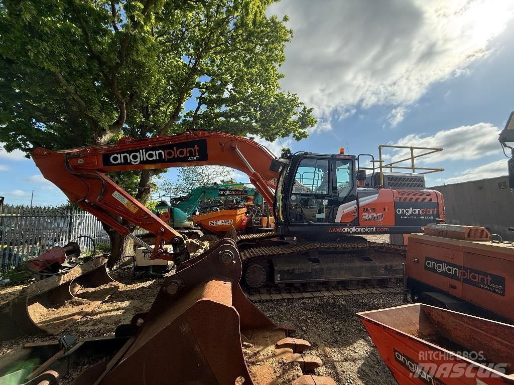 Hitachi ZX 300 LC-7 Paletli ekskavatörler