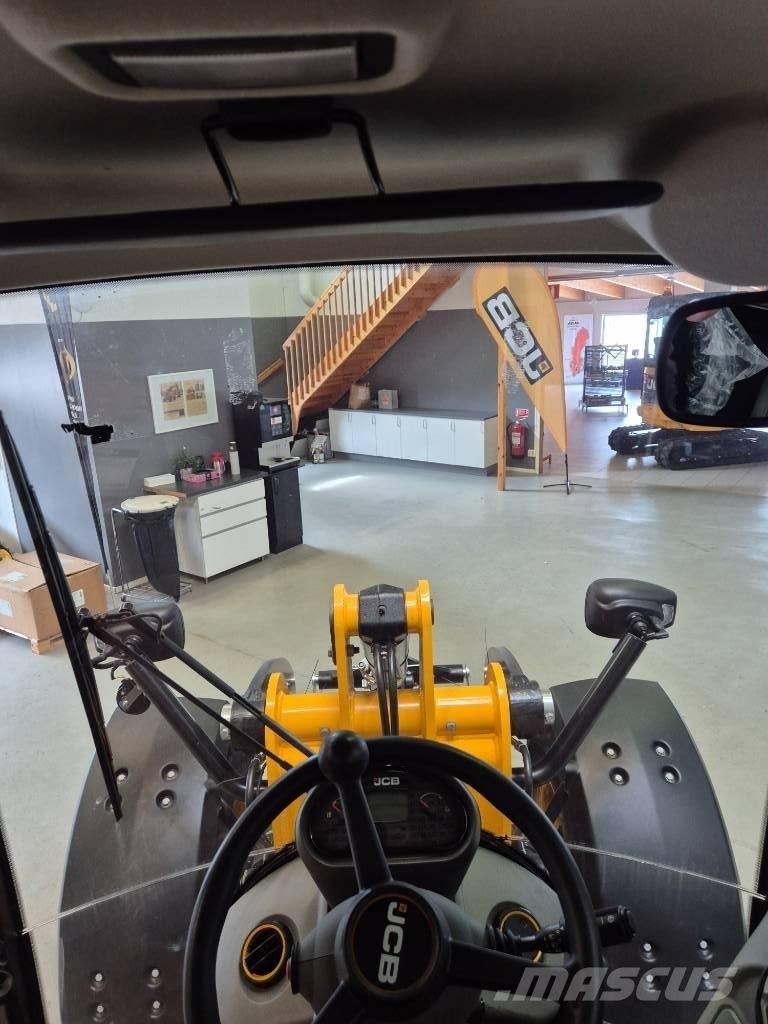 JCB 409 Tekerlekli yükleyiciler