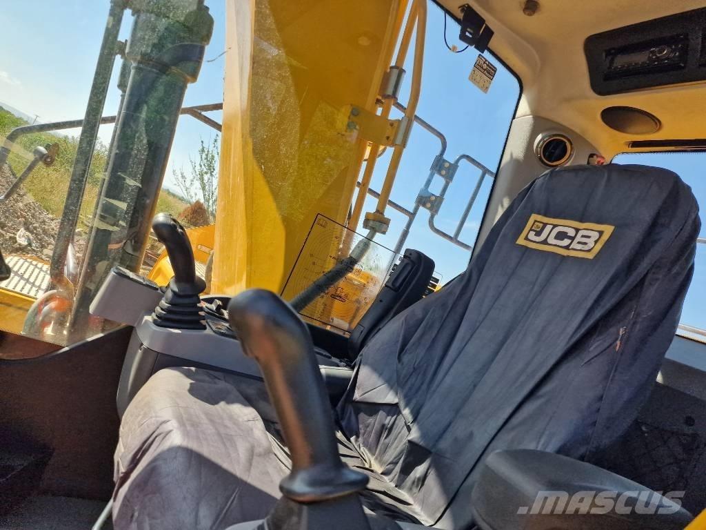 JCB 140 X Paletli ekskavatörler