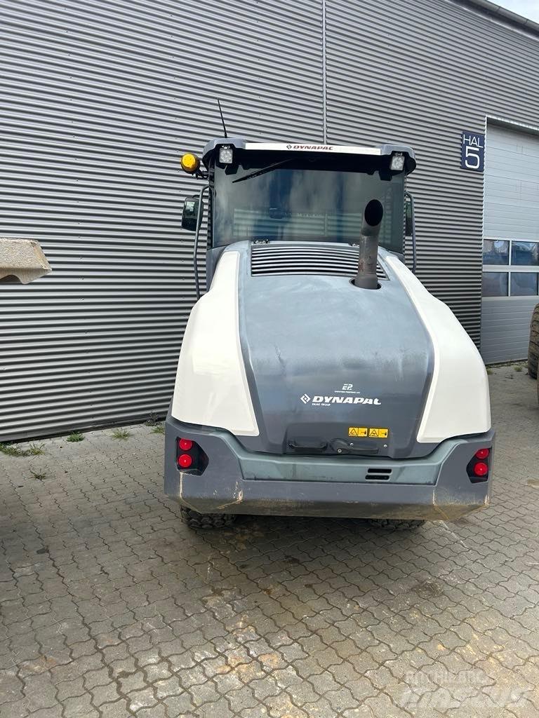 Dynapac CA 1500 D Tek tamburlu silindirler