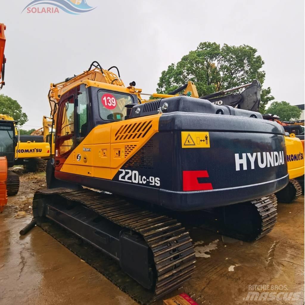 Hyundai R220LC-9S Lastik tekerli ekskavatörler