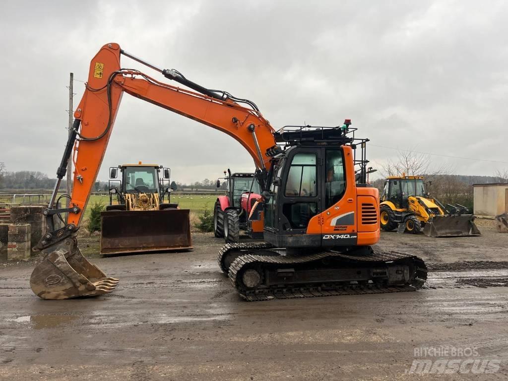 Doosan DX 140 LCR-5 Paletli ekskavatörler