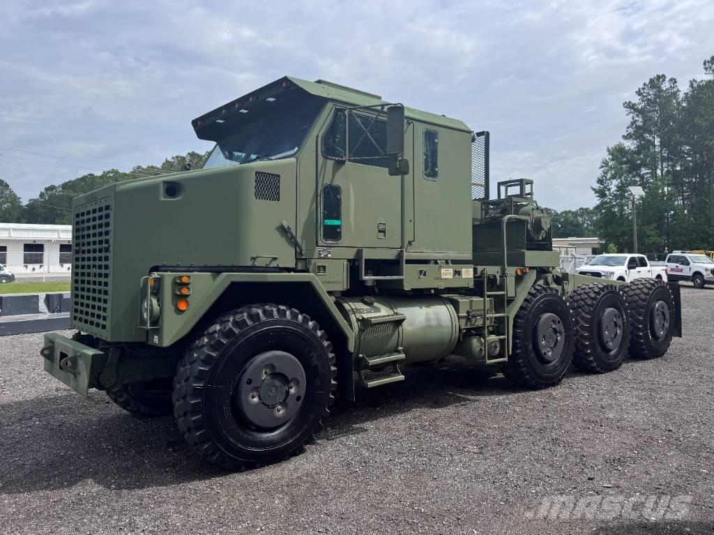 Oshkosh M1070 Çekiciler