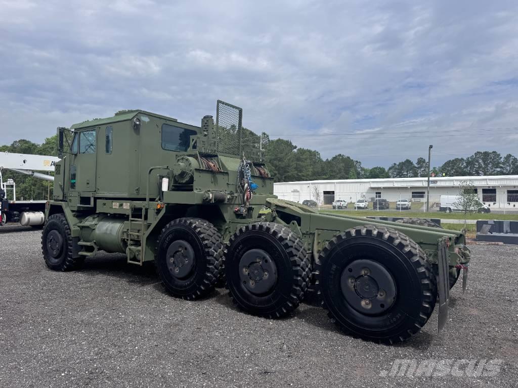 Oshkosh M1070 Çekiciler