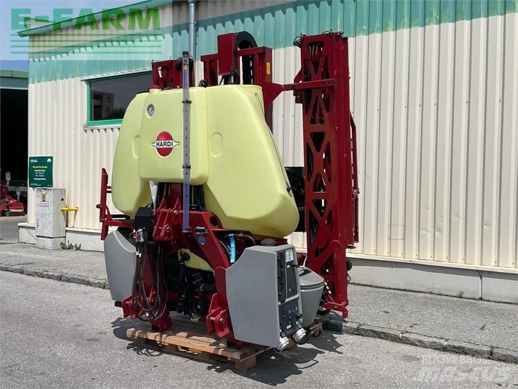 Hardi Mega 1200 Çekilir pülverizatörler