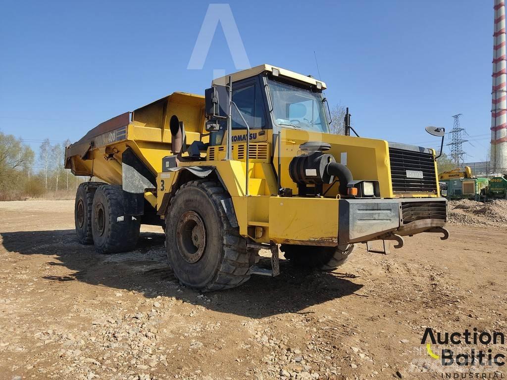 Komatsu HM400 Belden kirma kaya kamyonu