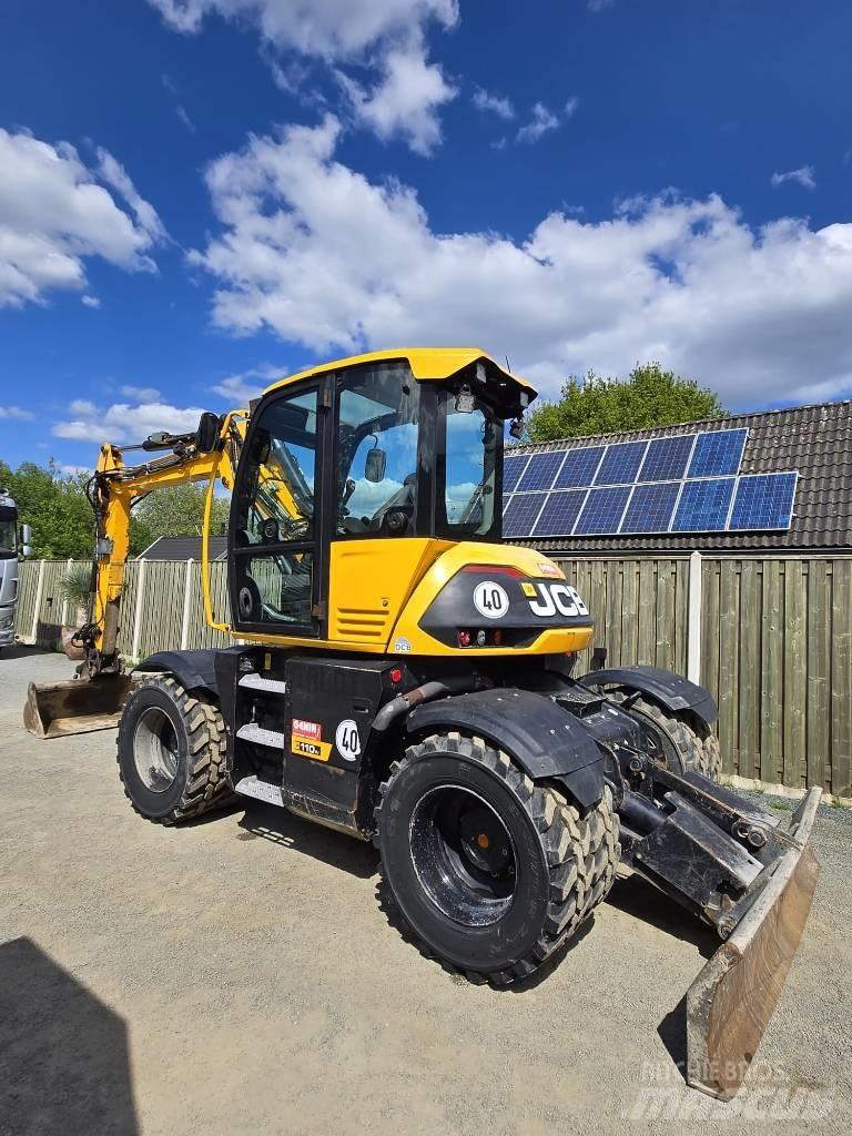 JCB 110 W Hydradig Lastik tekerli ekskavatörler