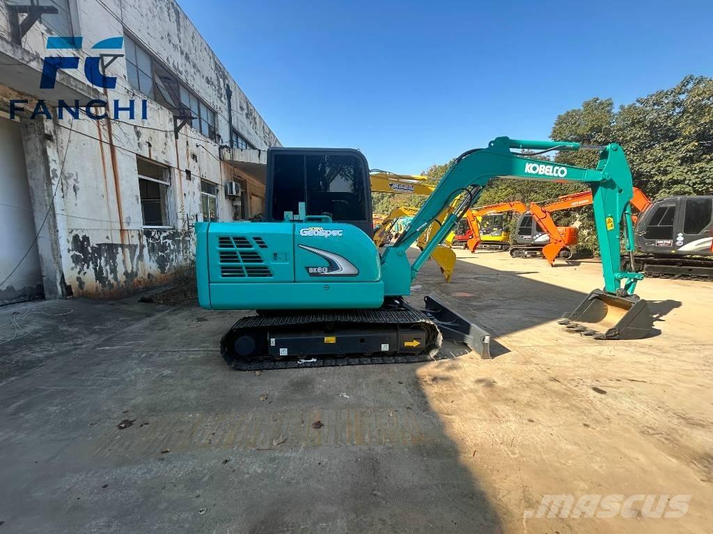Kobelco SK60-8 Paletli ekskavatörler