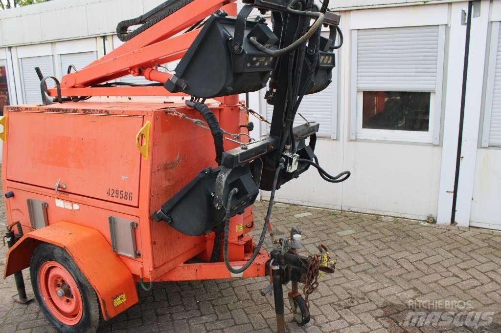 JLG 6308 AN Aydinlatma kuleleri
