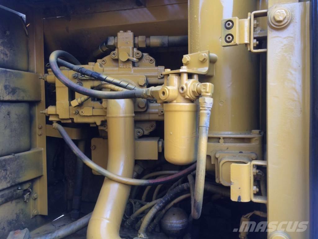 CAT 320 B Paletli ekskavatörler