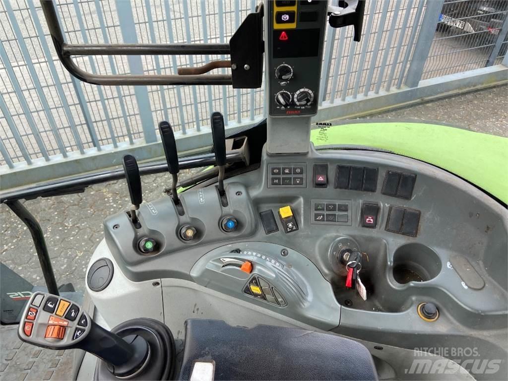 CLAAS Arion 440 Traktörler