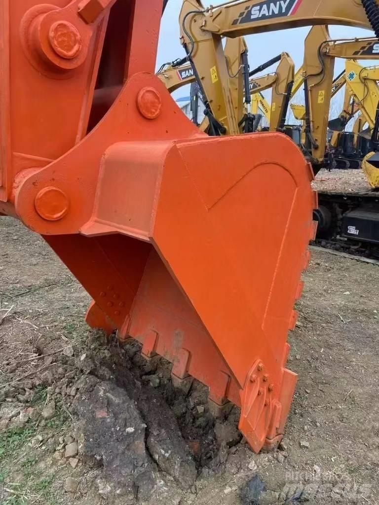 Hitachi 360 Paletli ekskavatörler