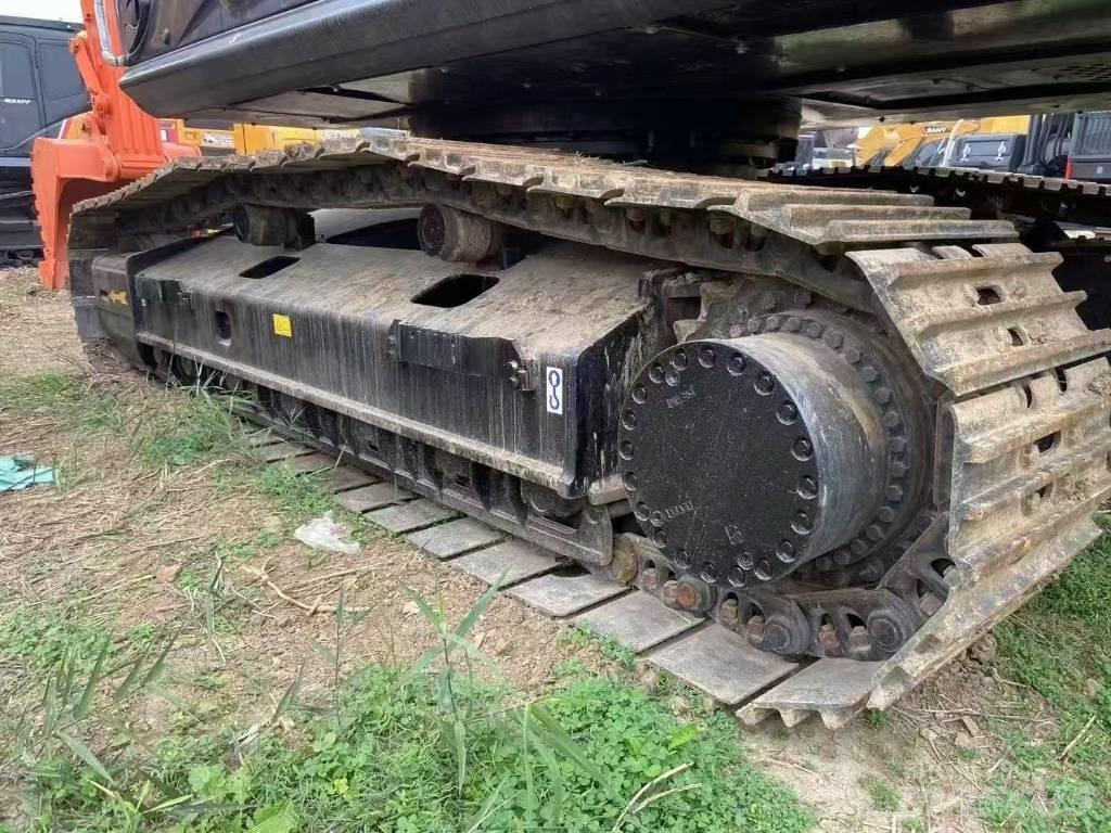 Hitachi 360 Paletli ekskavatörler