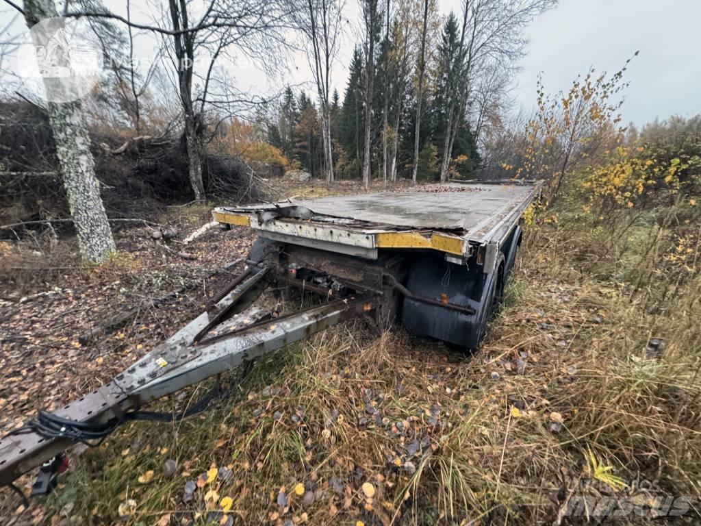 VAK V 4-40 Flatbed römorklar