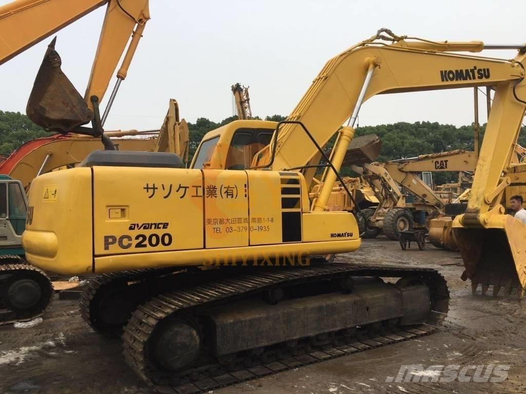 Komatsu PC 200-6 Paletli ekskavatörler