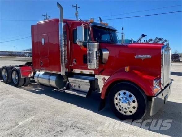 Kenworth W900L Çekiciler