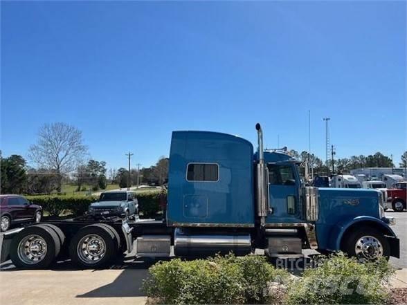 Peterbilt 389 Diger