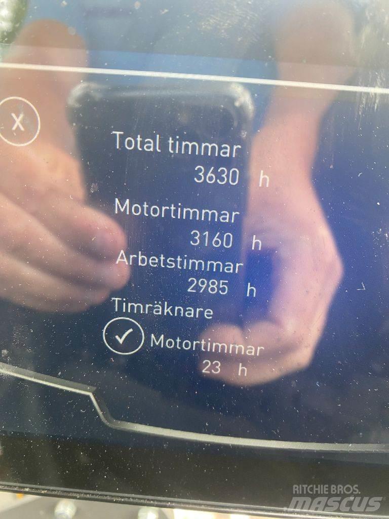 Sampo FR48 Tomruk yükleyici traktörler