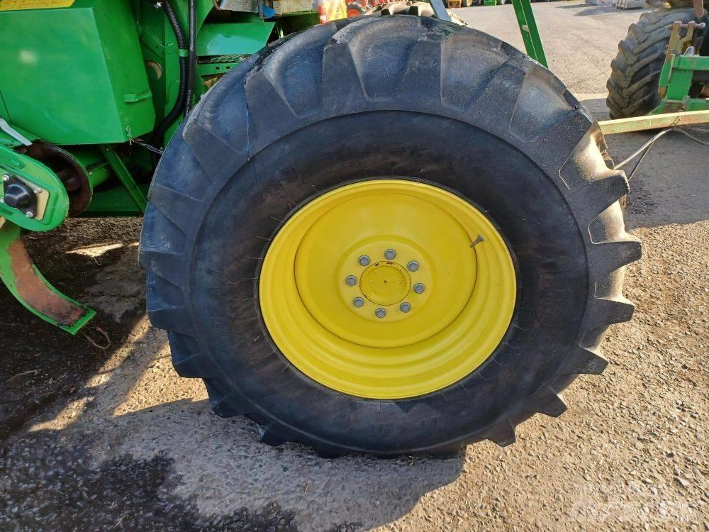 John Deere W 540 Biçerdöverler