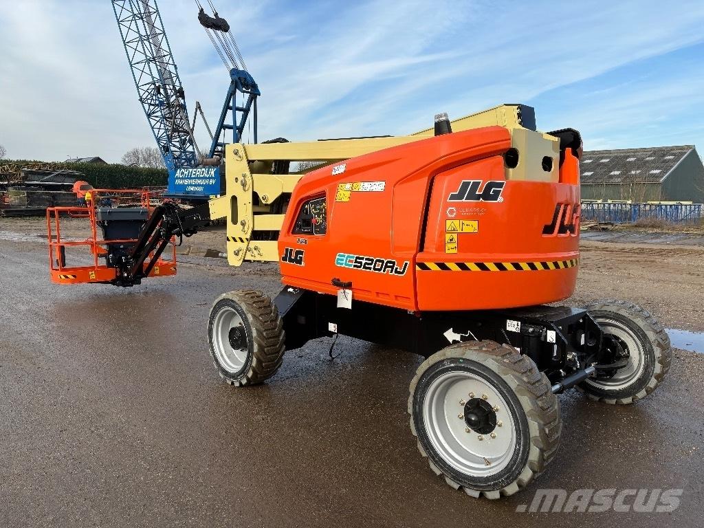 JLG EC 520 AJ Körüklü personel platformları