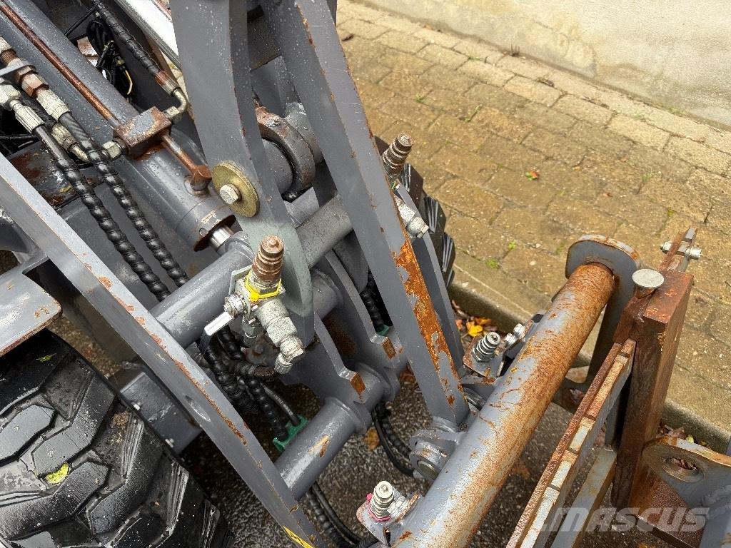 Eurotrac W10 Tekerlekli yükleyiciler