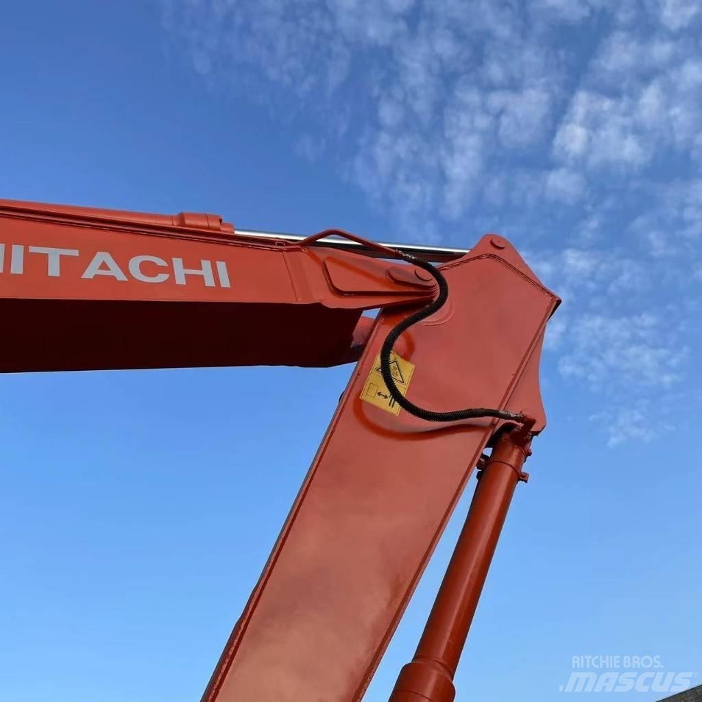 Hitachi ZX200 Paletli ekskavatörler