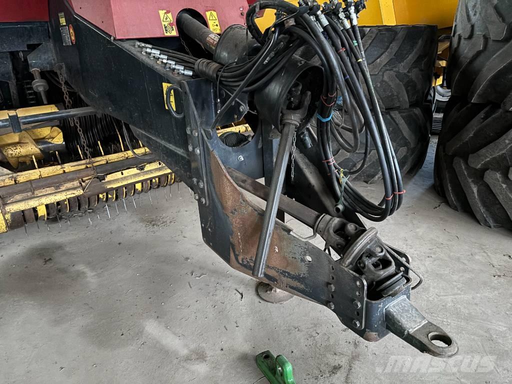 New Holland BB 940 Küp balya makinalari