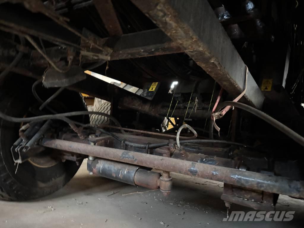 New Holland BB 940 Küp balya makinalari