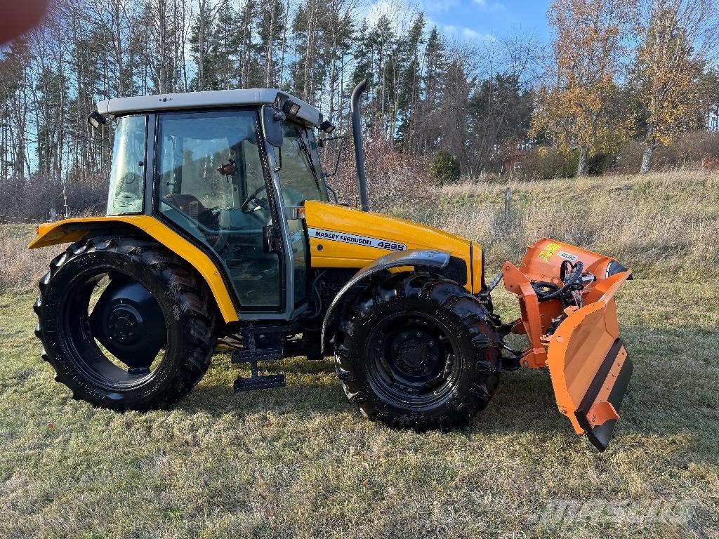 Massey Ferguson 4225 Traktörler