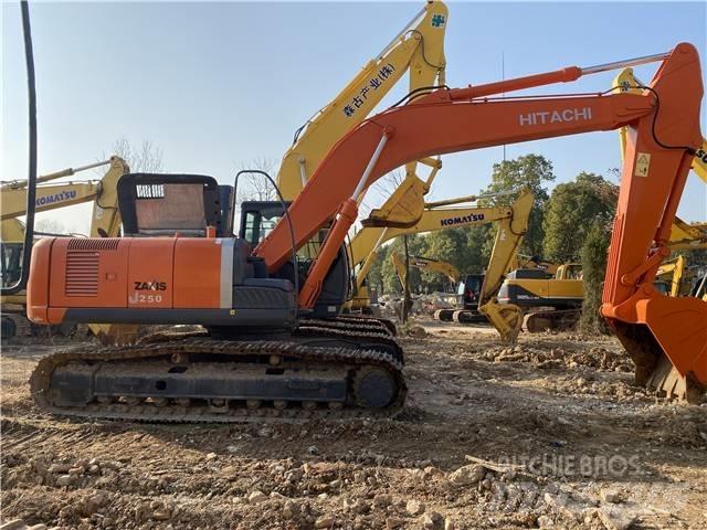 Hitachi ZX250 Paletli ekskavatörler