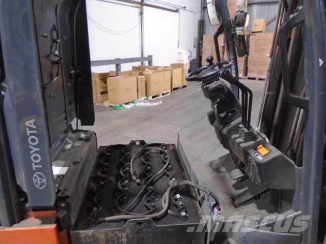 Toyota 8FBE20U Akülü depo ekipmanları