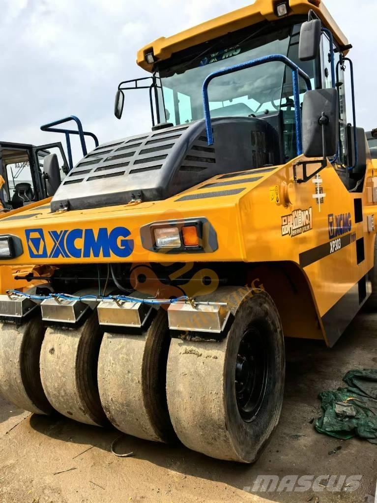 XCMG XP 303 Kombine silindirler