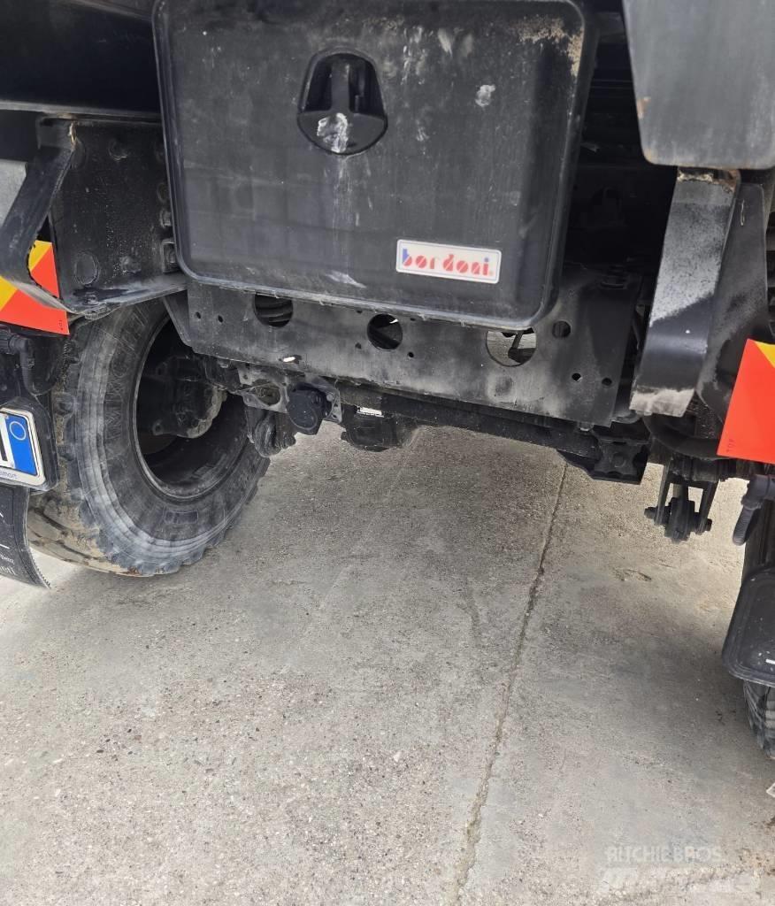 Unimog U20 Damperli kamyonetler