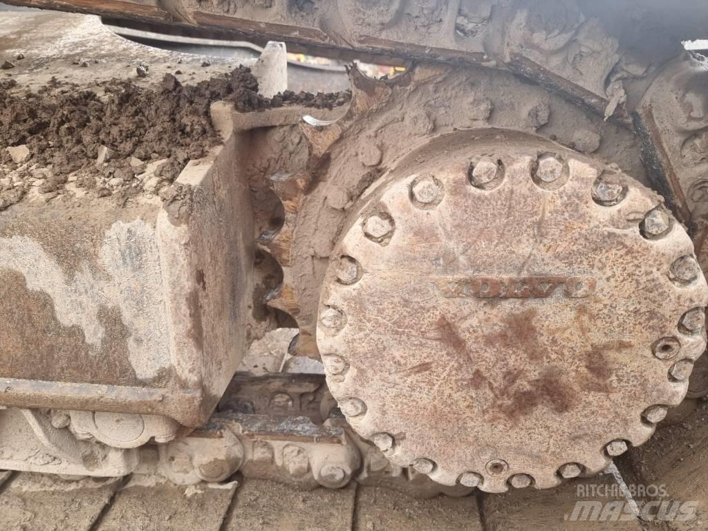Volvo EC 250 D L Paletli ekskavatörler