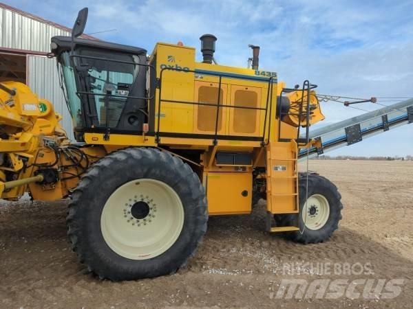 Oxbo 8345 Picker Diger hasat ve söküm makinaları