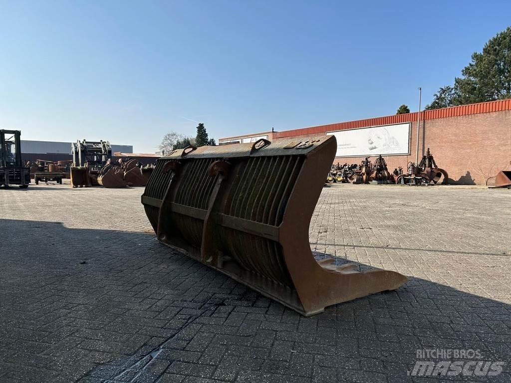  Onbekend UH-2700 Kovalar