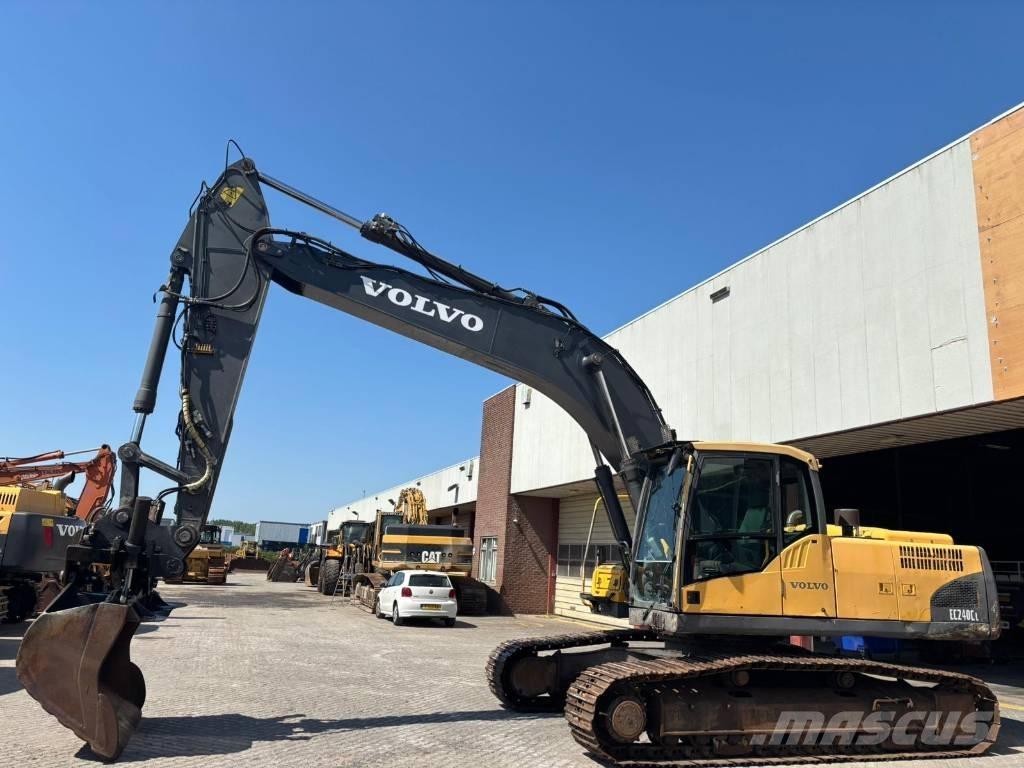 Volvo EC 240 C L Paletli ekskavatörler