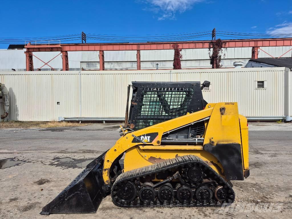 CAT 247 B 3 Skid steer loderler