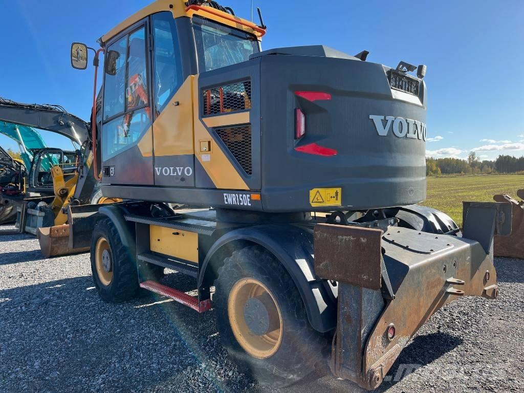 Volvo EWR 150 E Lastik tekerli ekskavatörler