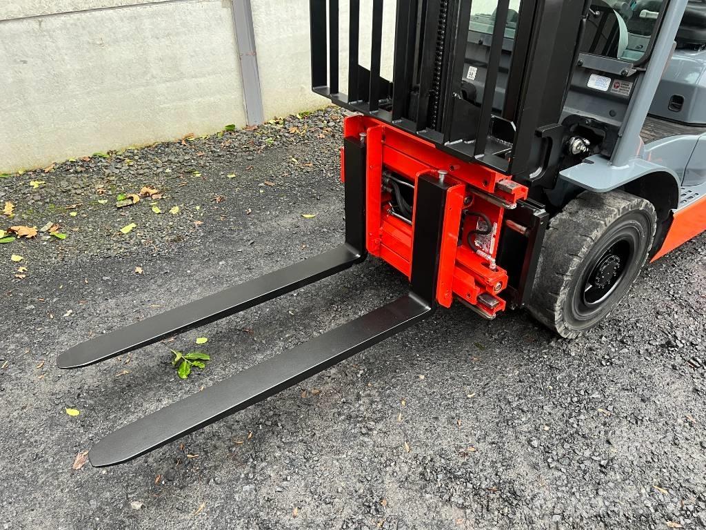 Toyota 02-8 FGF 25 LPG'li forkliftler
