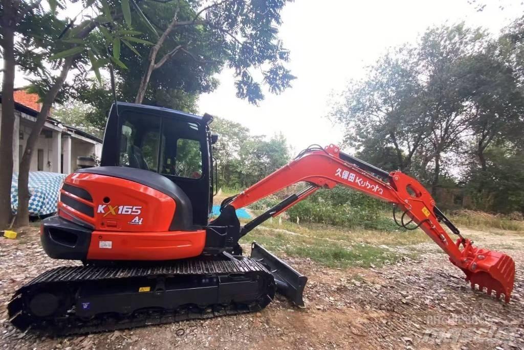 Kubota 165 Paletli ekskavatörler
