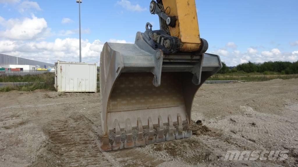 Liebherr R945 3d GPS Paletli ekskavatörler