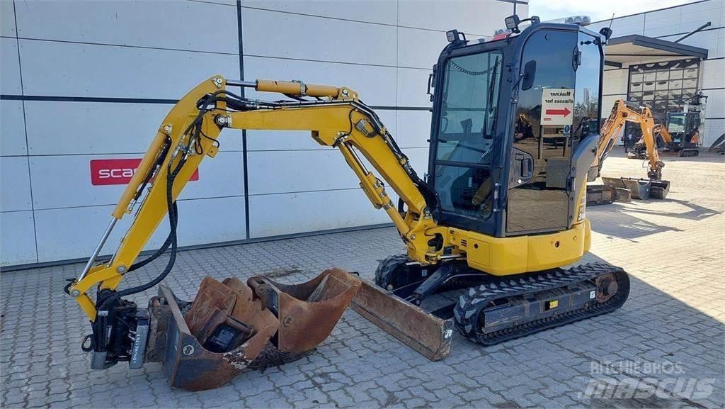 Komatsu PC24MR-5 Lastik tekerli ekskavatörler