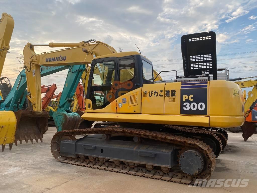 Komatsu PC 270 Paletli ekskavatörler