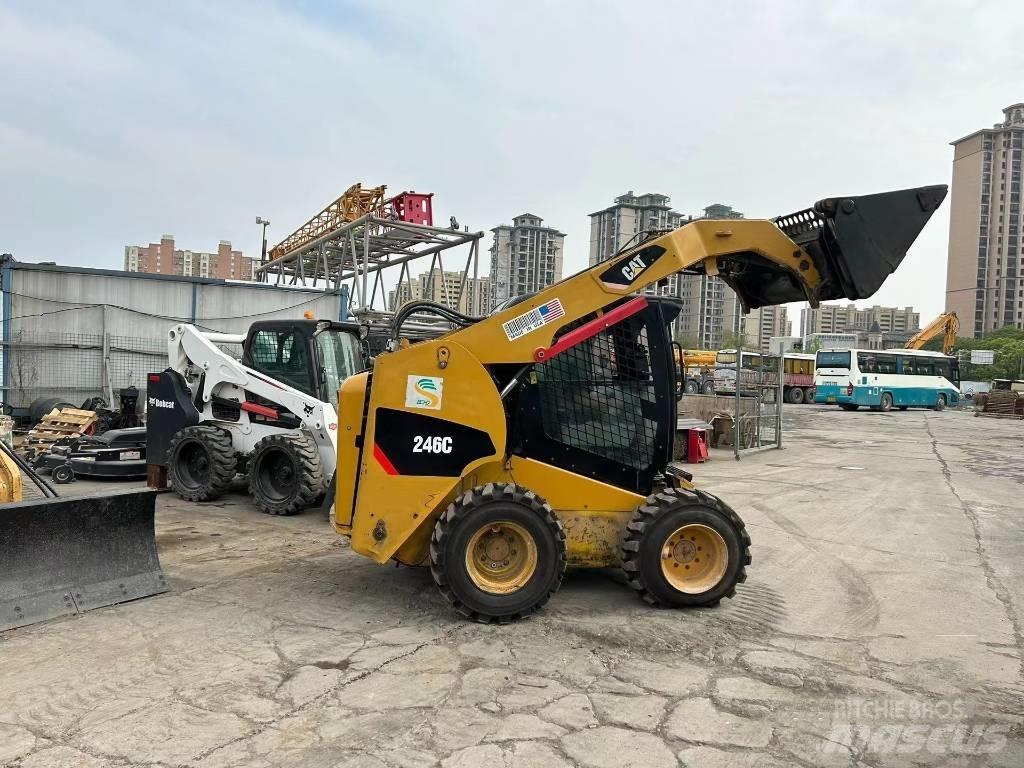 CAT 246 C Skid steer loderler