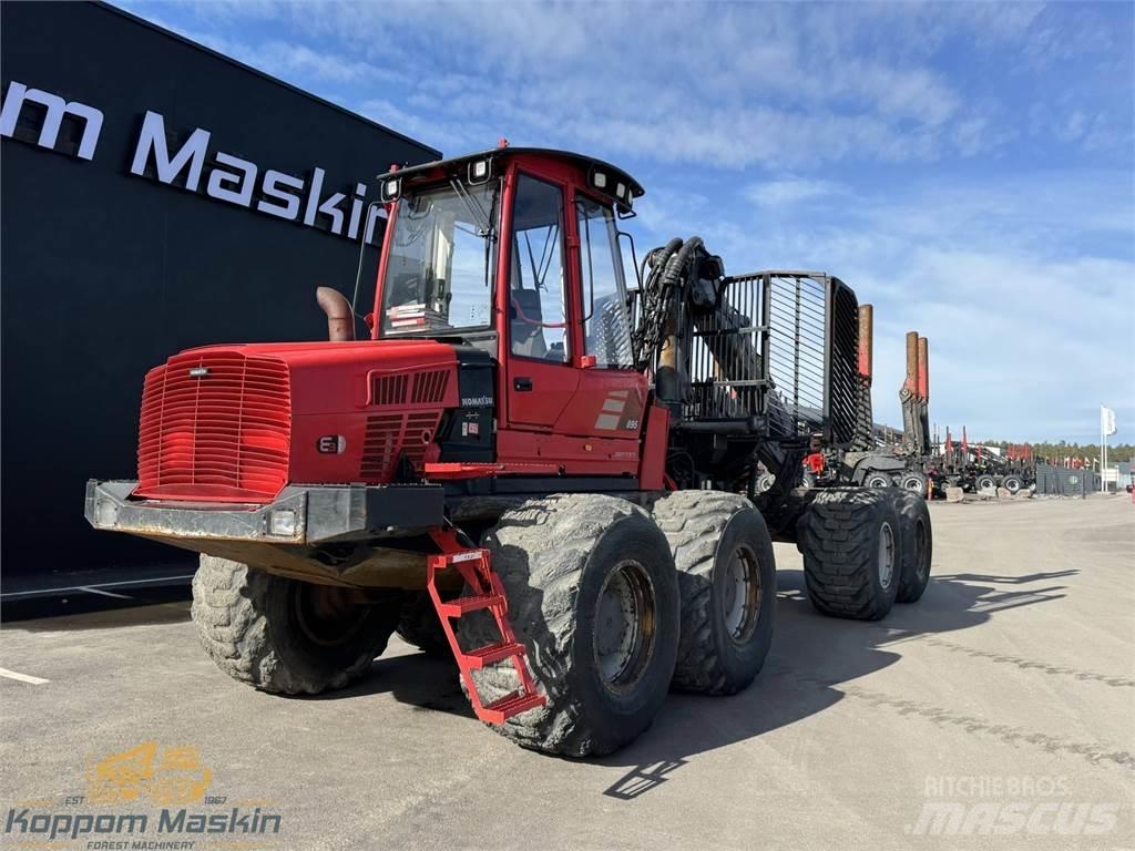 Komatsu 895 Tomruk yükleyici traktörler