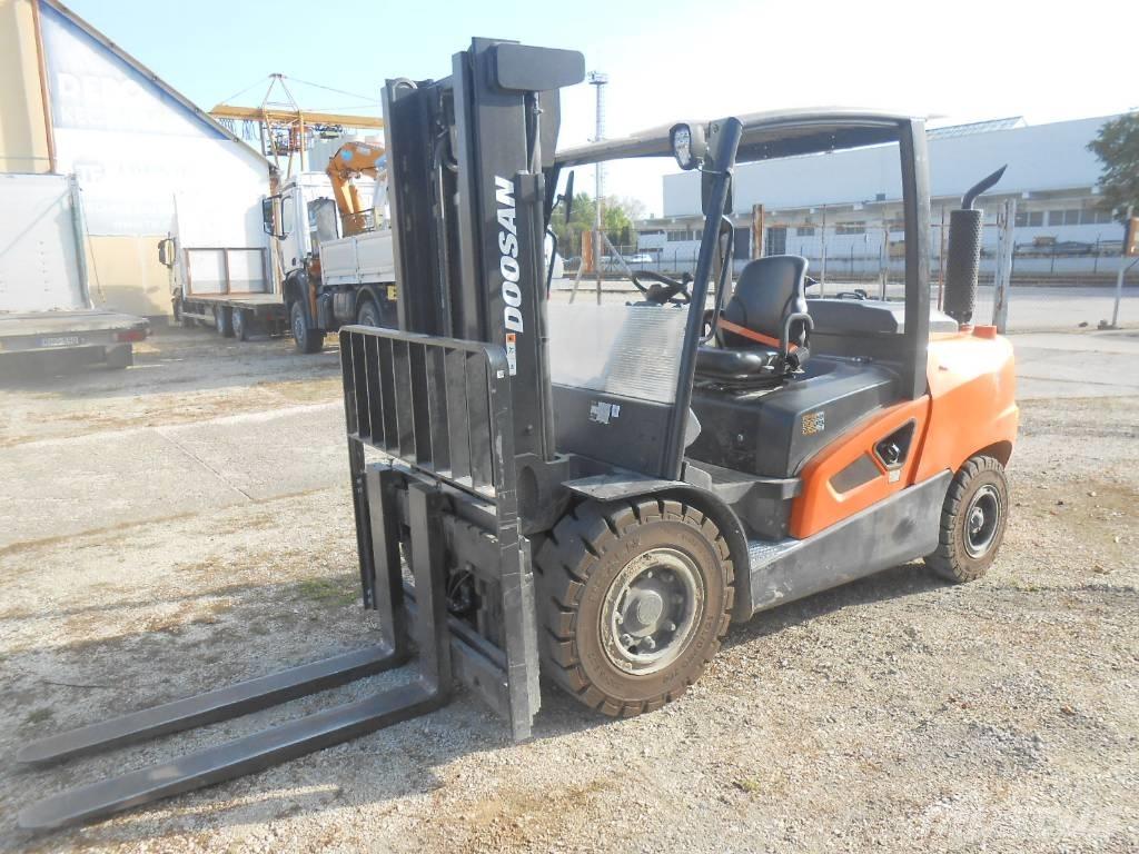 Doosan D50 SC-09 Dizel forkliftler