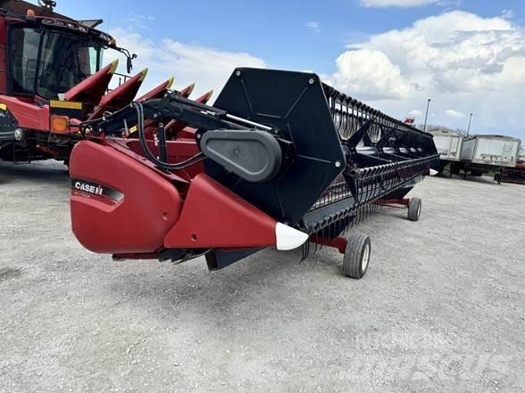 Case IH 3020 Biçerdöver kafaları