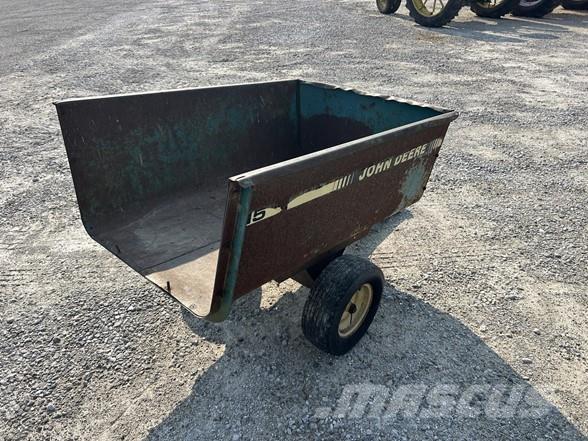 John Deere 15 Diger römorklar