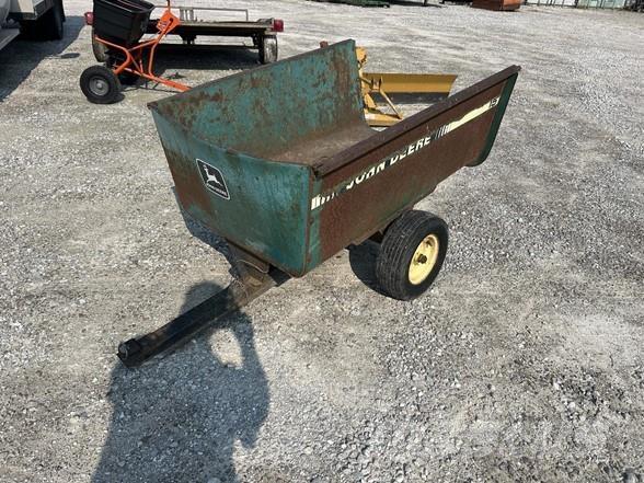 John Deere 15 Diger römorklar